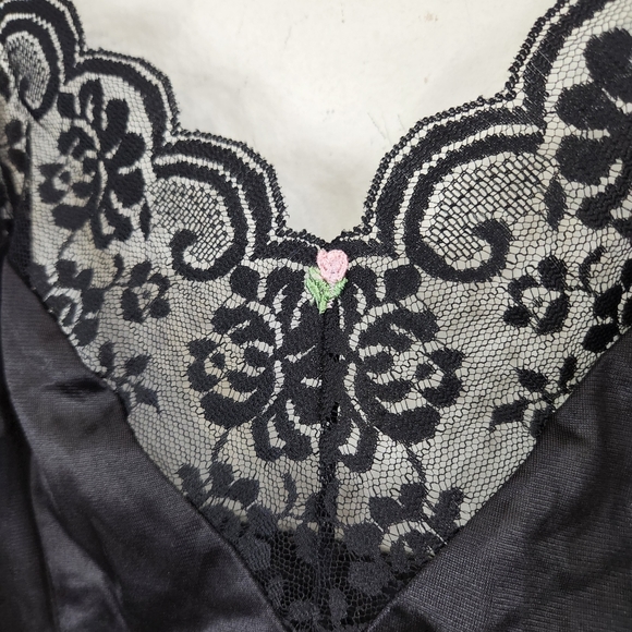 Vintage Black Lace Bodysuit - Picture 3 of 9